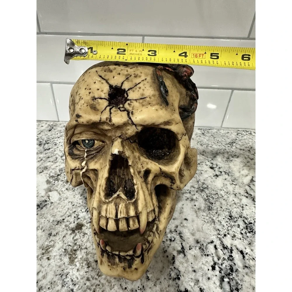Vampire Skull Halloween‎ Scorpion Hole In Forehead Scary Prop Resin Piggy Bank